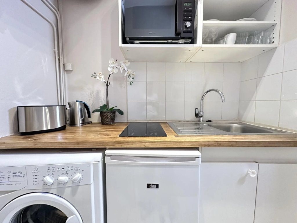 5494B  - Appartement familial - Batignolles