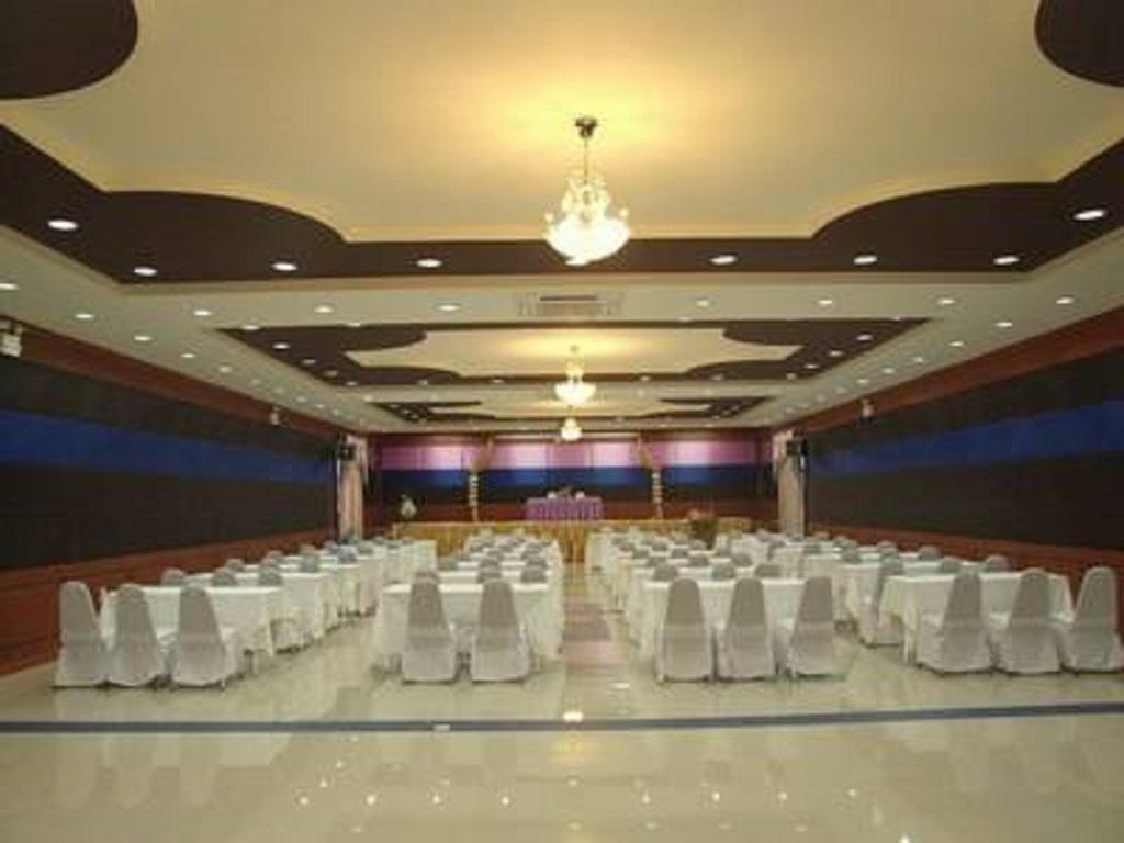 Queen Palace Hotel