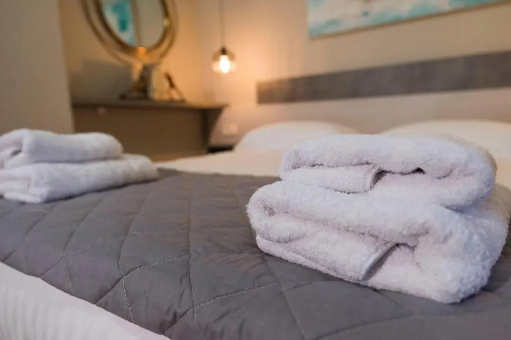 Wisdom Residence Luxury Apartments at Plaka