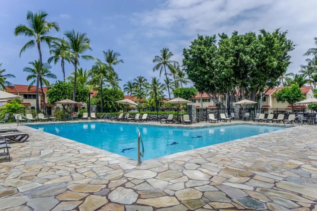 Hale Kania Kai - Surf & Racquet 3302 top floor 3bd/2bth