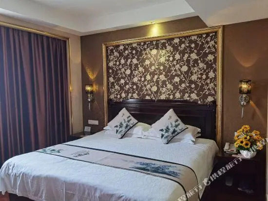 Qinghuayuan Hotel
