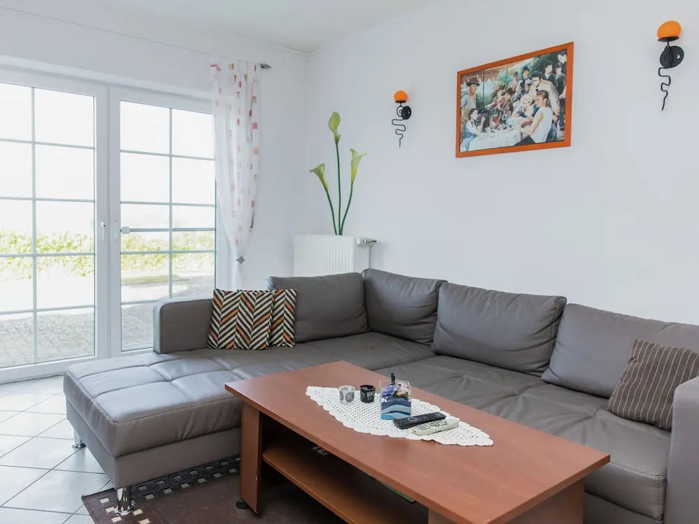Blissful Apartment With Terrace, Barbecue, Garden Furniture