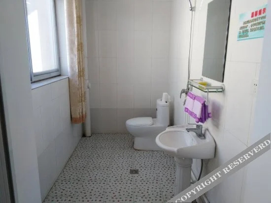 Bihai Hot Spring Holiday Hotel