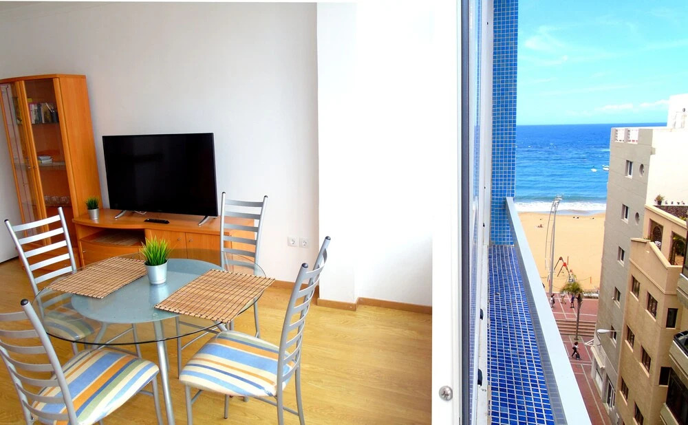 Apartment Happy