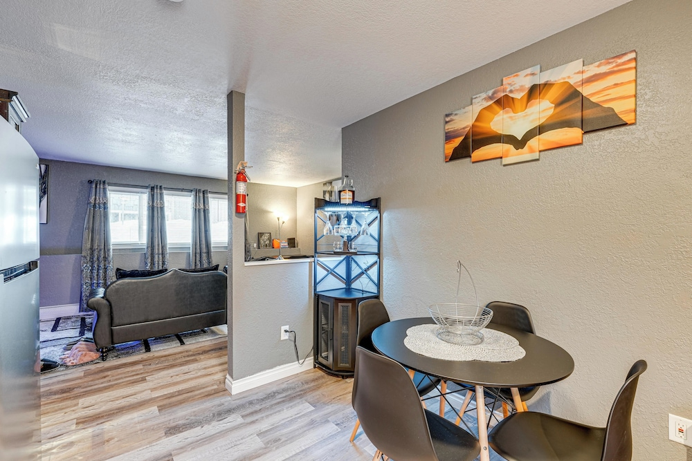 Easily Explore Anchorage! Modern Duplex Near Town