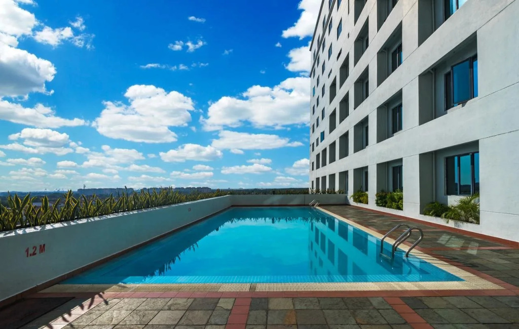 Crystal Crown Hotel Harbour View, Port Klang