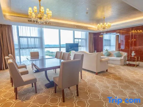 Yibang Peninsula Hotel