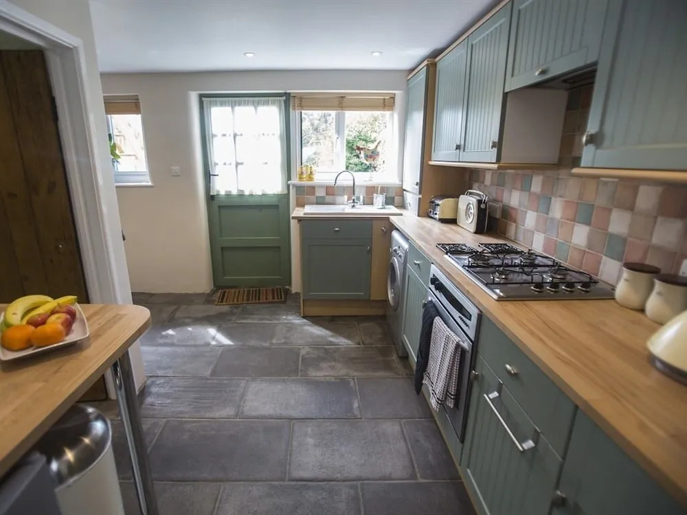 Withy Cottages