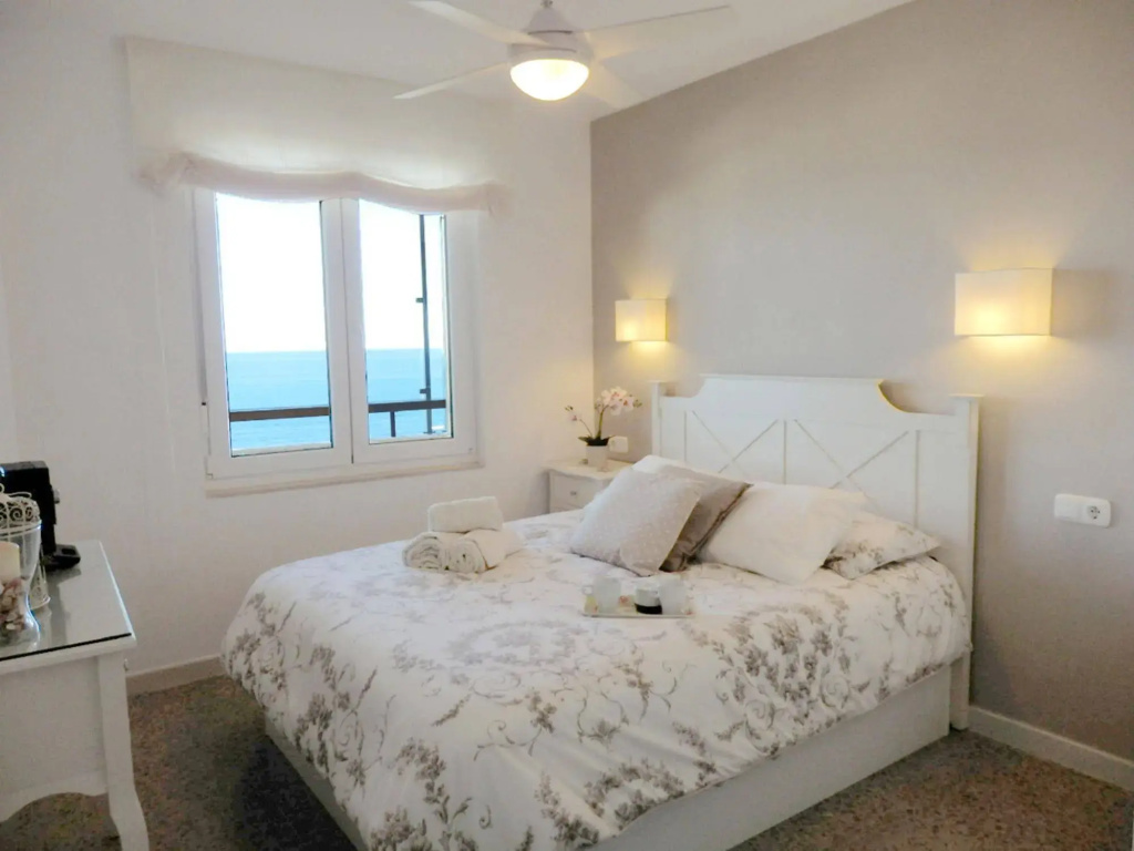 Waterfront Aloha Apartment