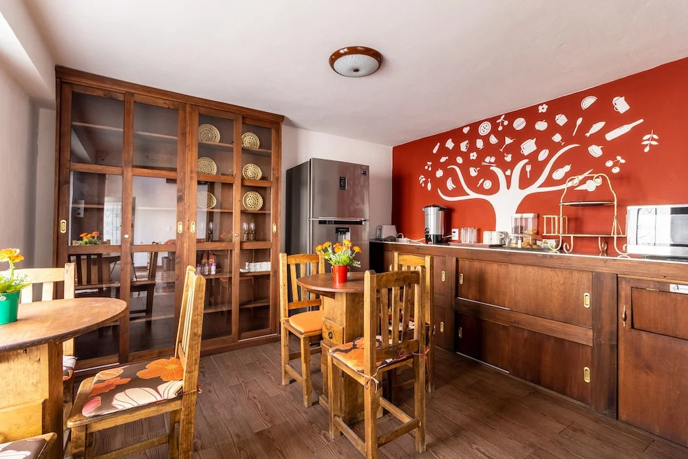 Hotel LYA