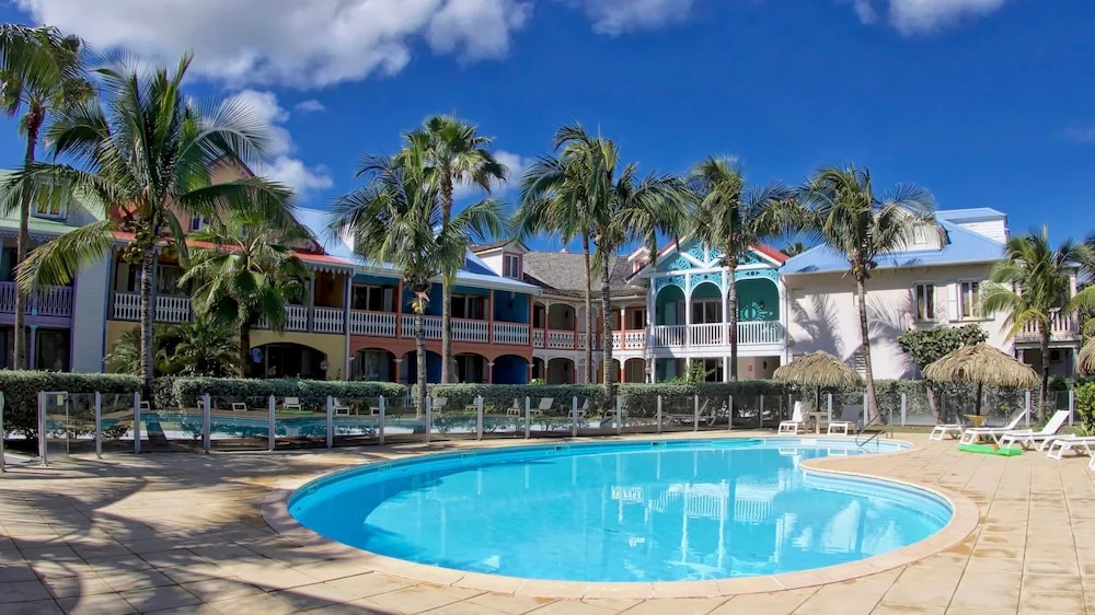 Alamanda Resort