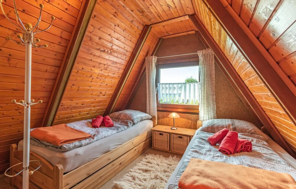 Lovely Home In Friedrichskoog With Wifi