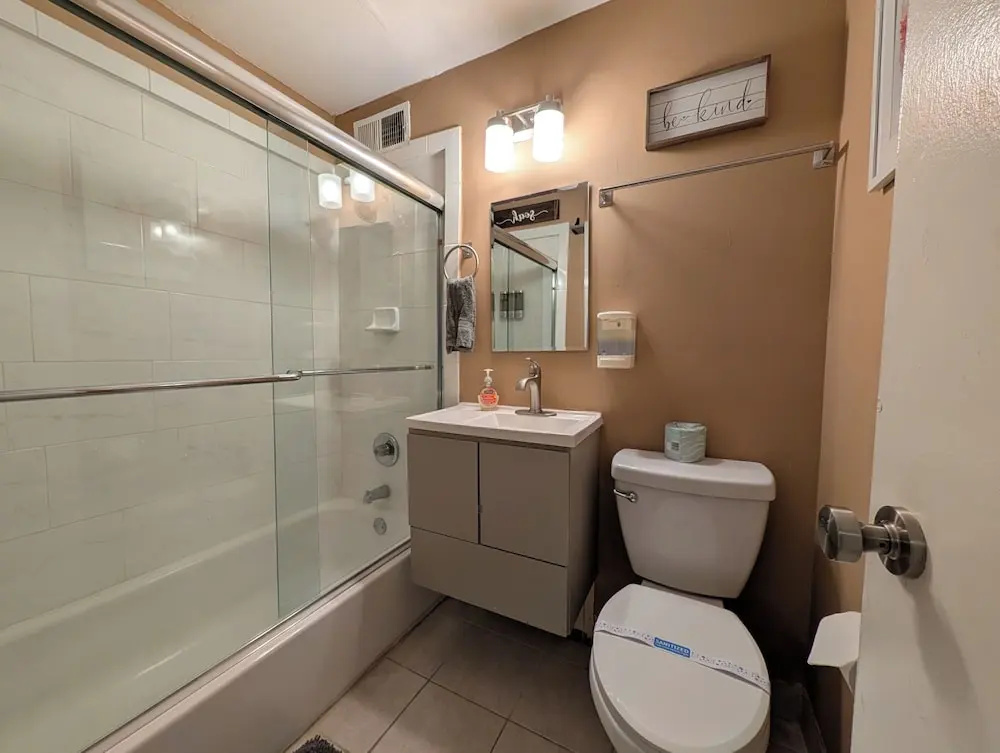 Urban Oasis Luxe King Suites  City Views