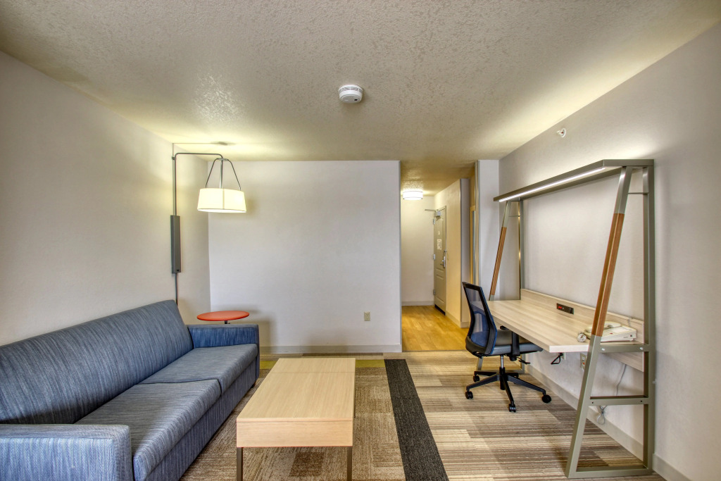 Holiday Inn Express Hotel & Suites Milwaukee Airport, an IHG Hotel