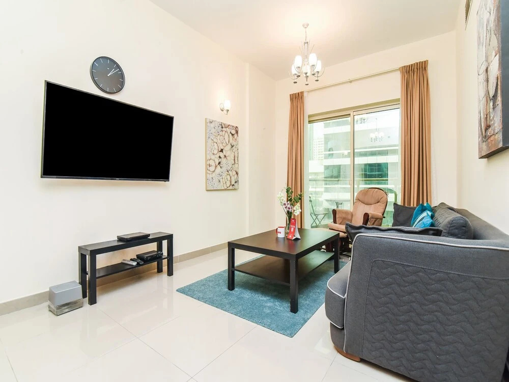 OYO 243 Home Marina Suites 1BR