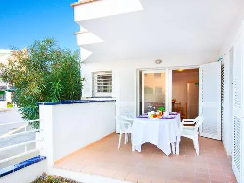 Apartment Platja de Roses-7 by Interhome