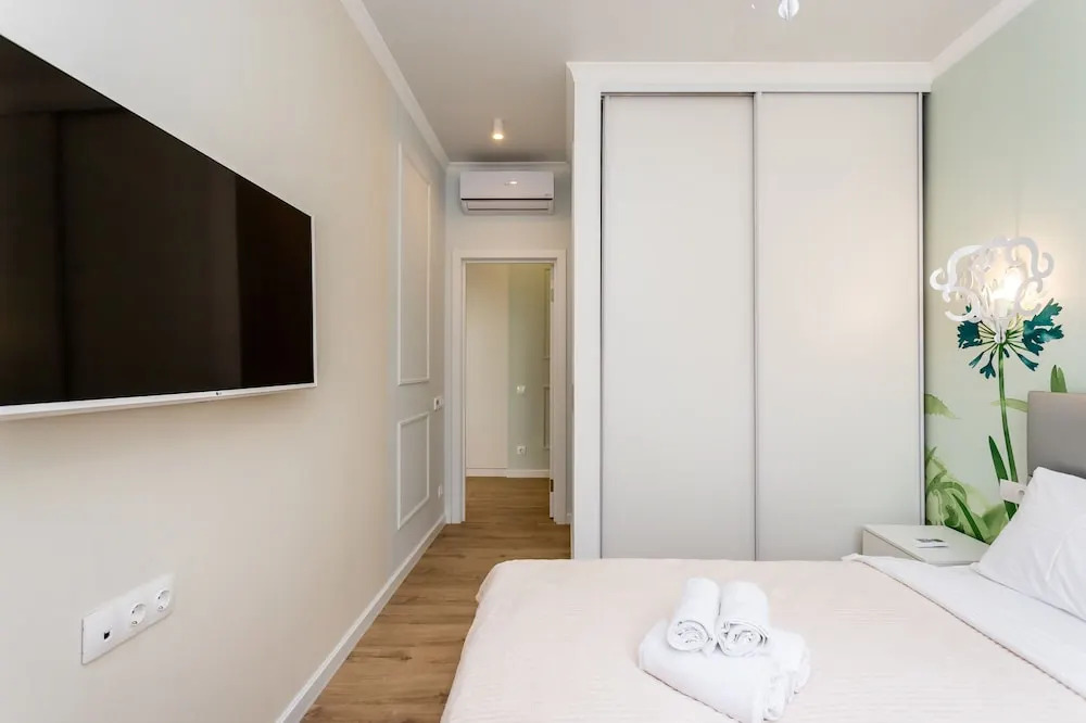 Апартаменты Abri Luxe Art Lite City