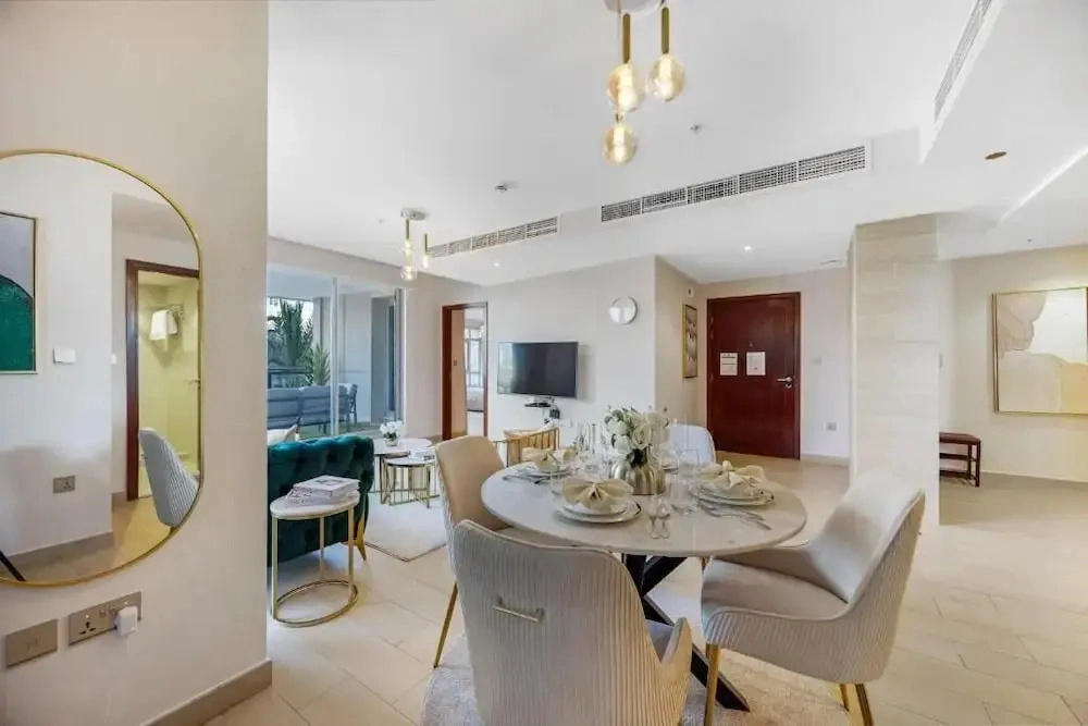 Durrani Homes - Designer 2BR Apt with stunning Burj Khalifa and Fountain View