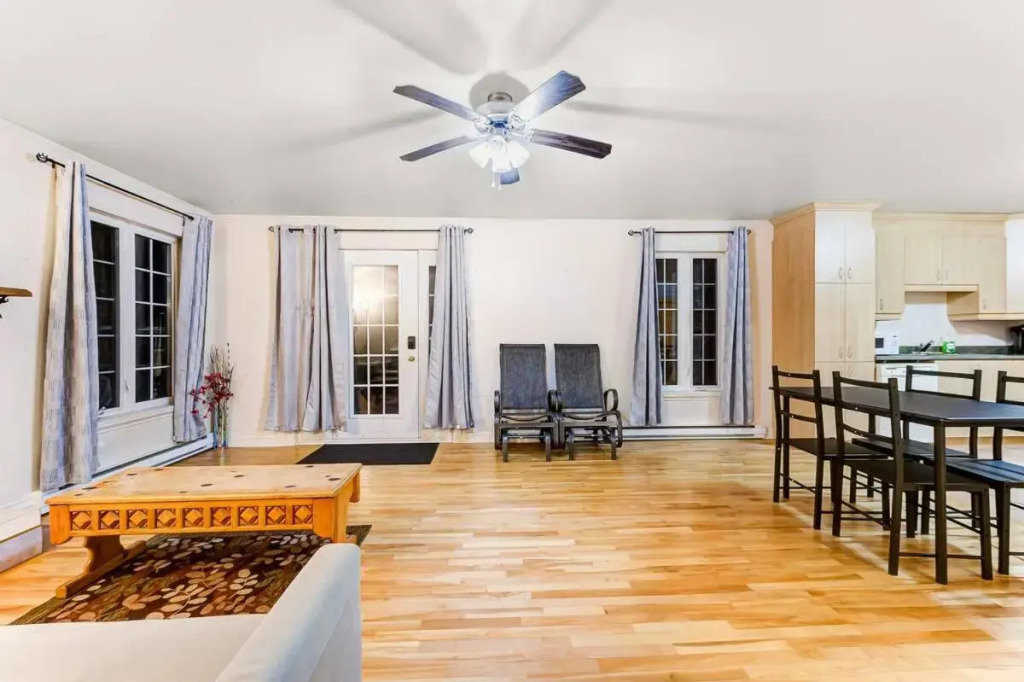 Beautiful 2 Bedroom Chalet