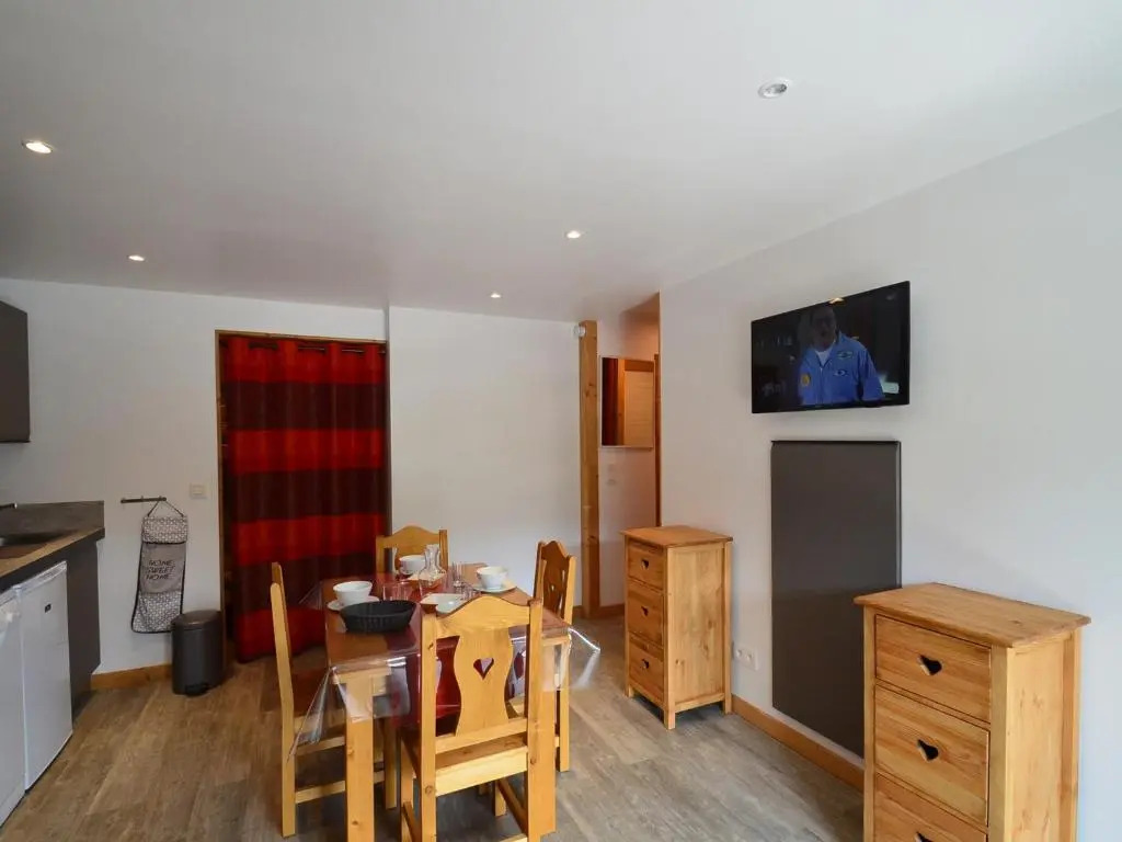 Appartement Les Menuires, 1 pièce, 4 personnes - FR-1-452-230