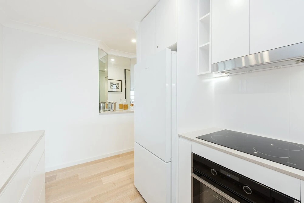 Right on Bondi H340