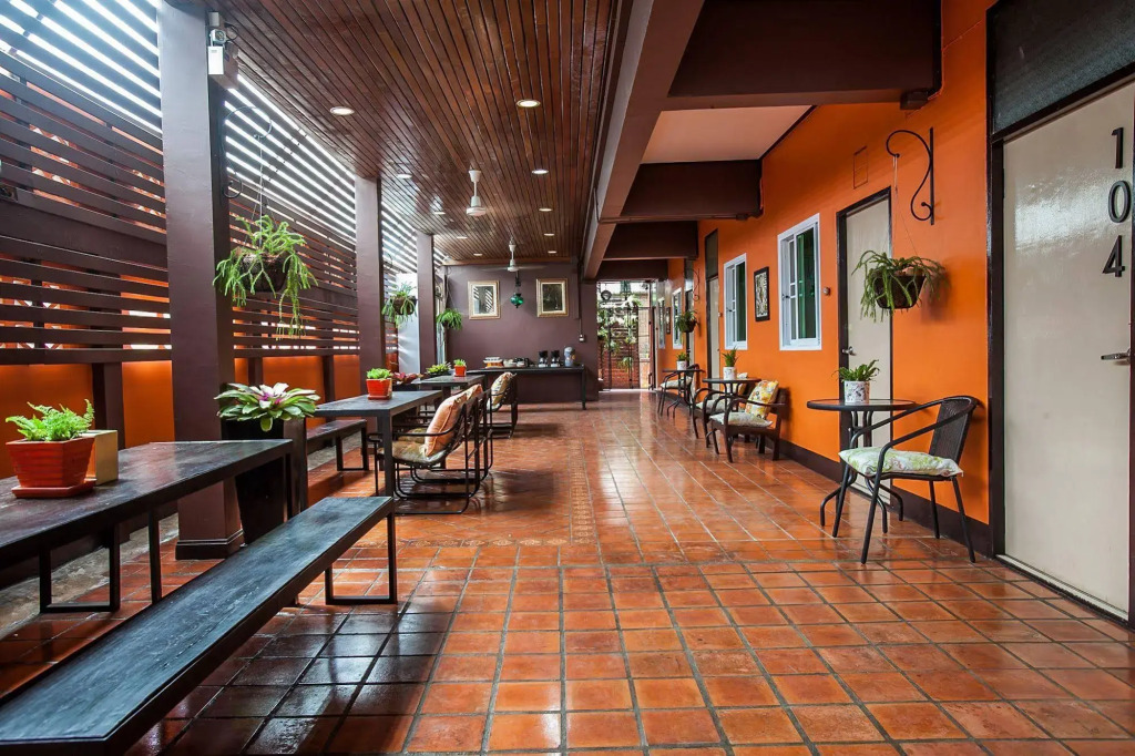 Anoma Bed & Breakfast