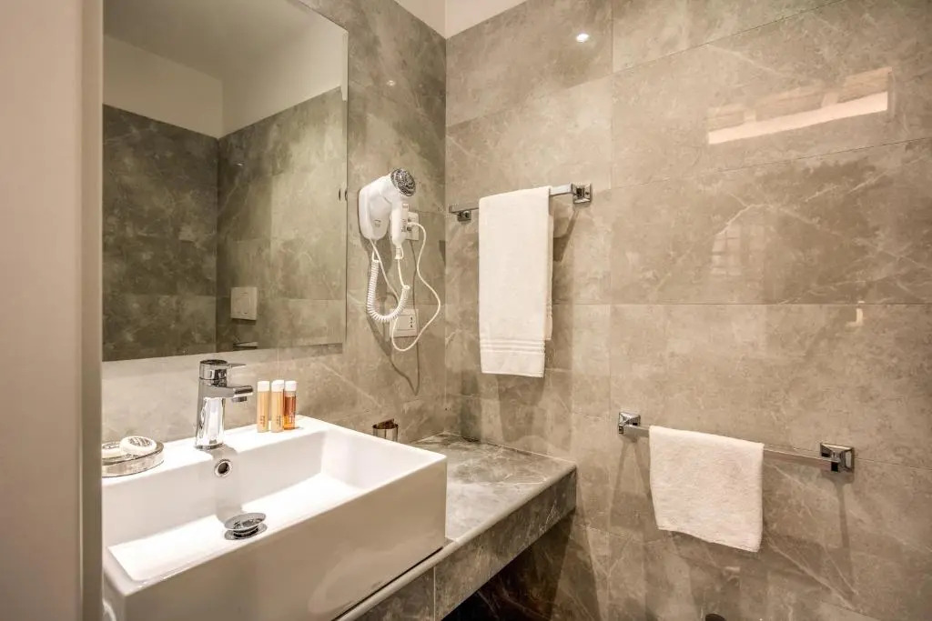 Vite 21 Luxury Room