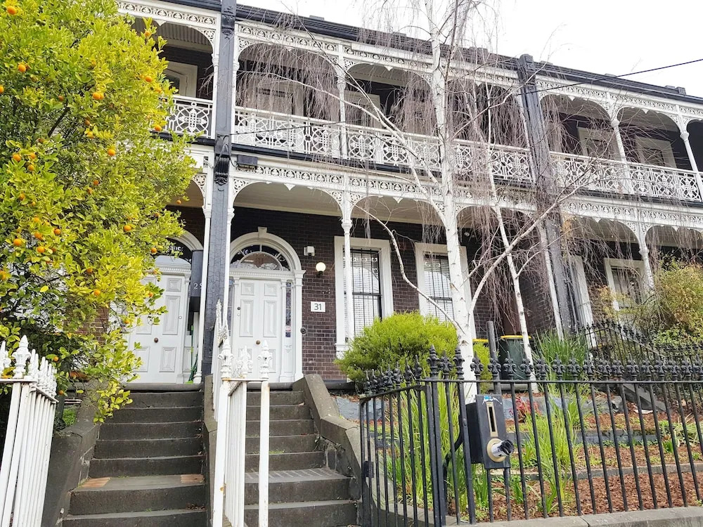 Victorian Townhouse 5 Bedrooms Carlton