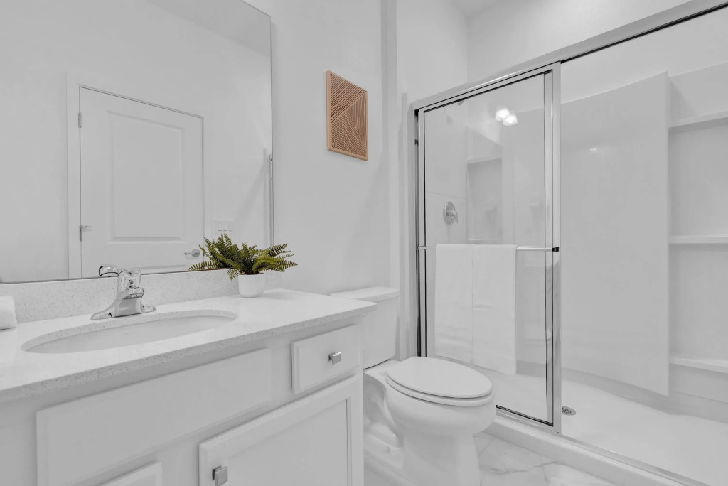 Luxury Home - ALL the Extras - Sleeps 39