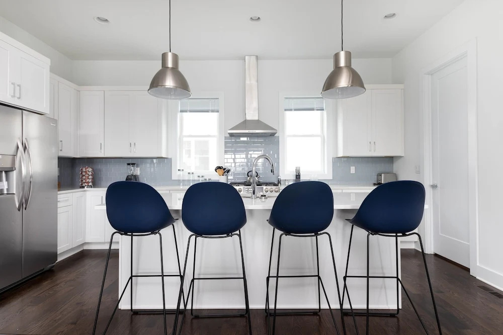 Domio Sylvan Park Vibrant 12BR 3 Houses