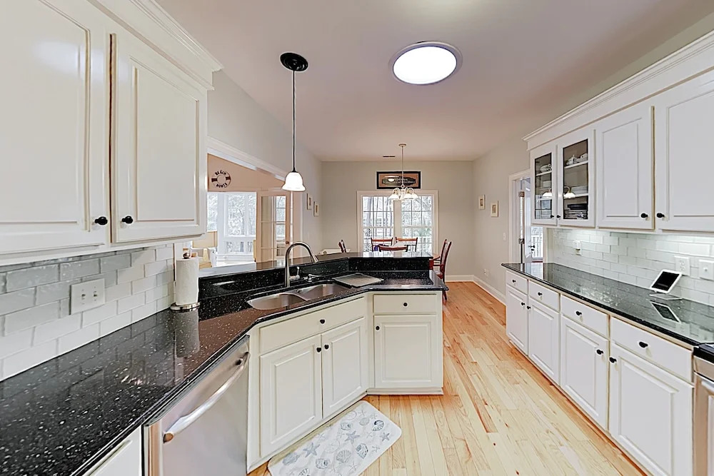 New Listing! Tranquil Seabrook Island Getaway home