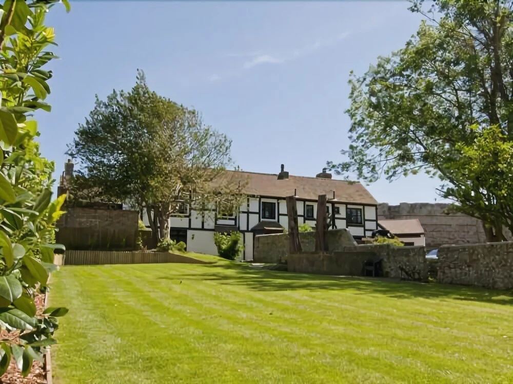 The Priory Court Hotel