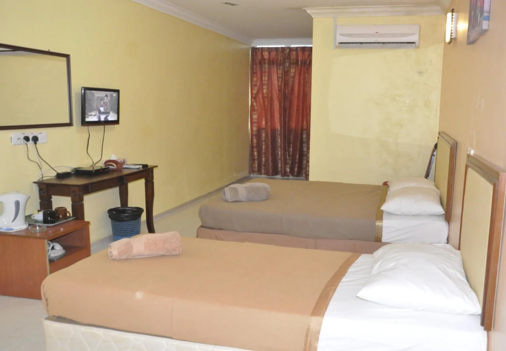 Saujana Hotel And Restaurant