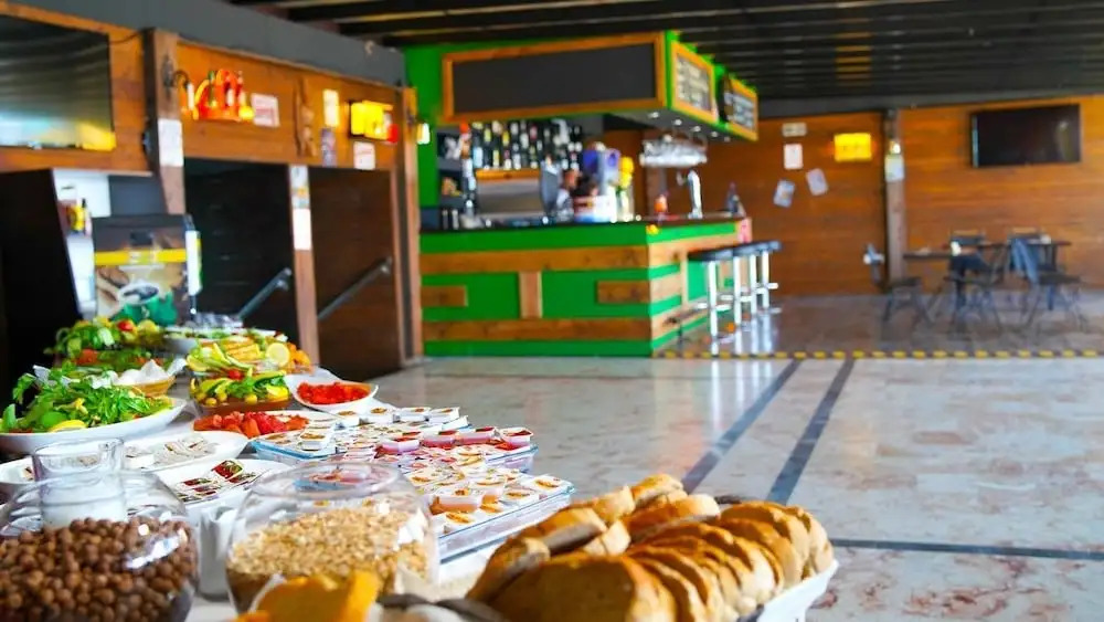 Aquila Beach Hotel