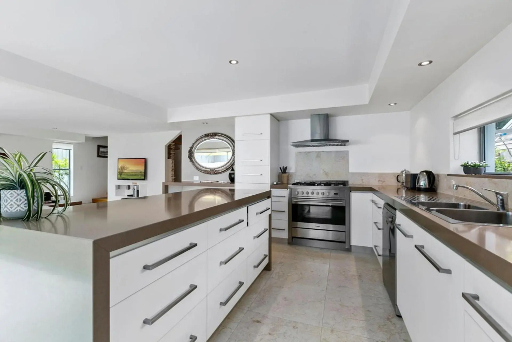 Depper St Large Luxury Residence Entire House