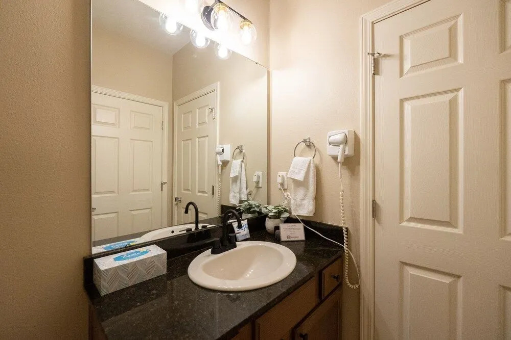 Majestic Lakeside Hideaway 2 Bedroom Condo