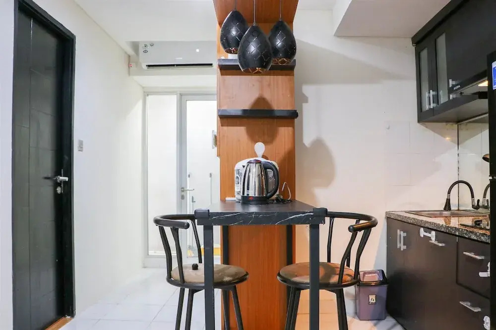 Warm And Homey 2Br At Sentraland Cengkareng Apartment