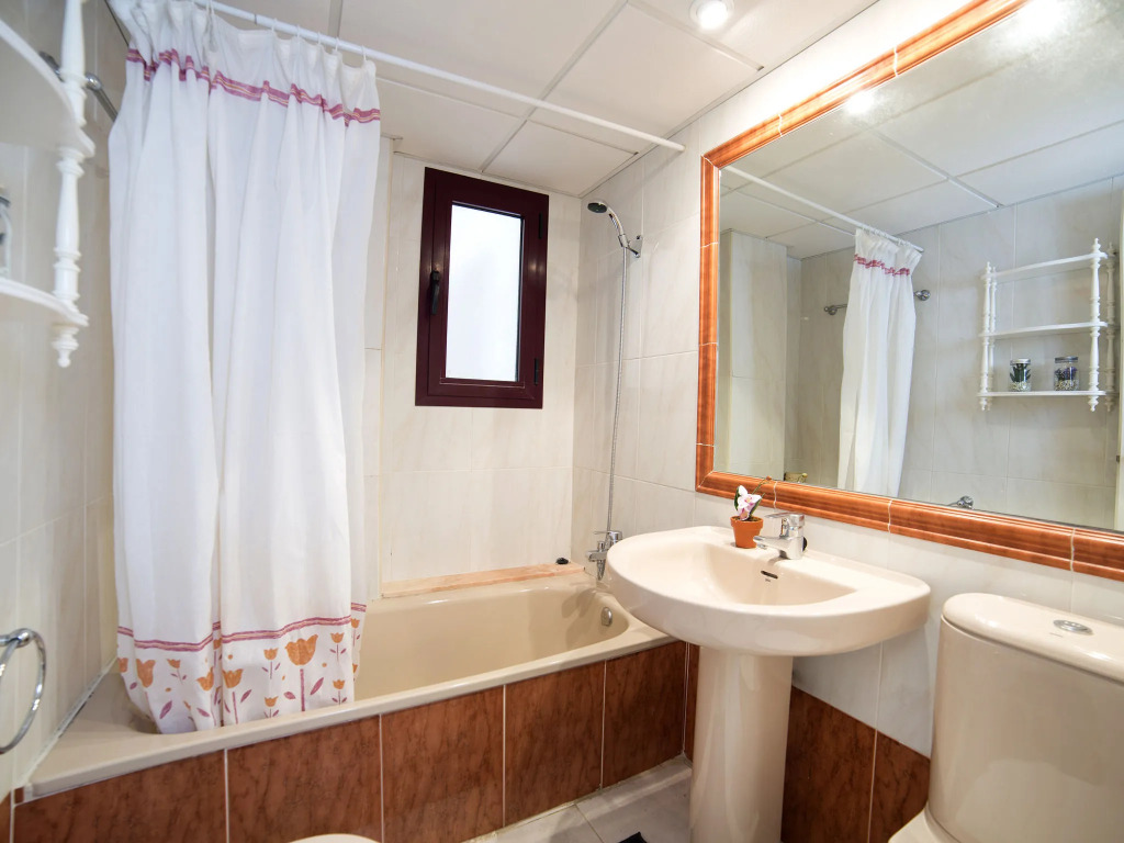 Apartment Topacio I by Interhome