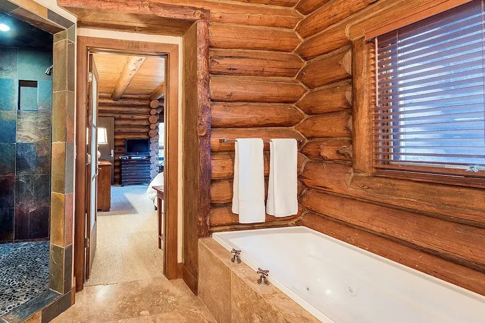 Aspen Grove Villa by Exceptional Stays