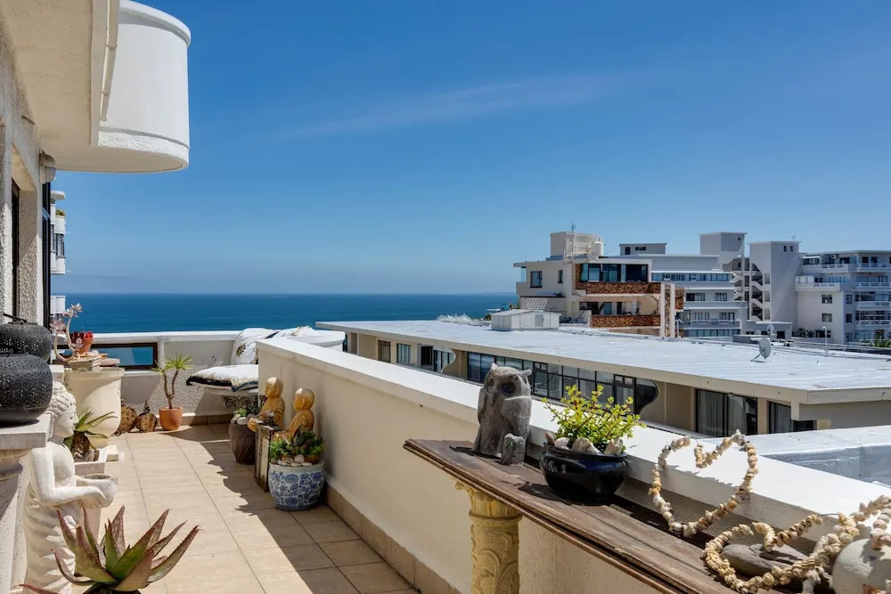 Kingsgate Penthouse 54