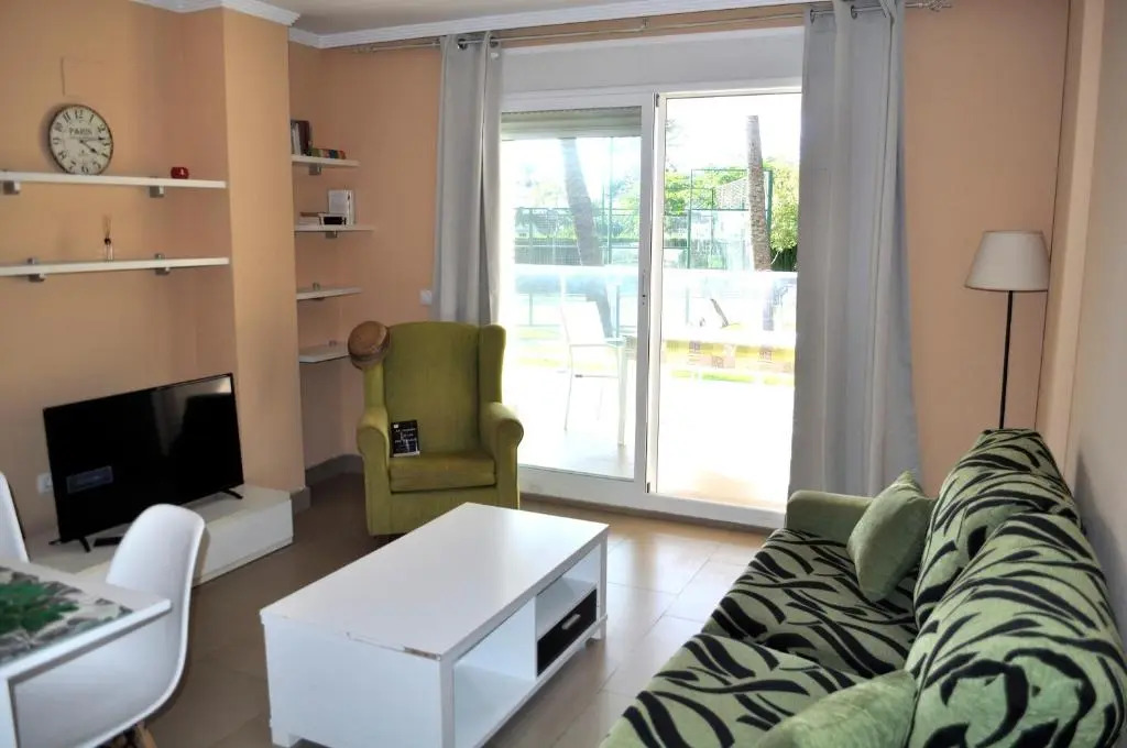 Apartamento Planta Baja a 100 Metros de la Playa