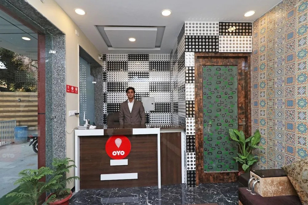OYO Flagship 10223 Hotel Clouds 21
