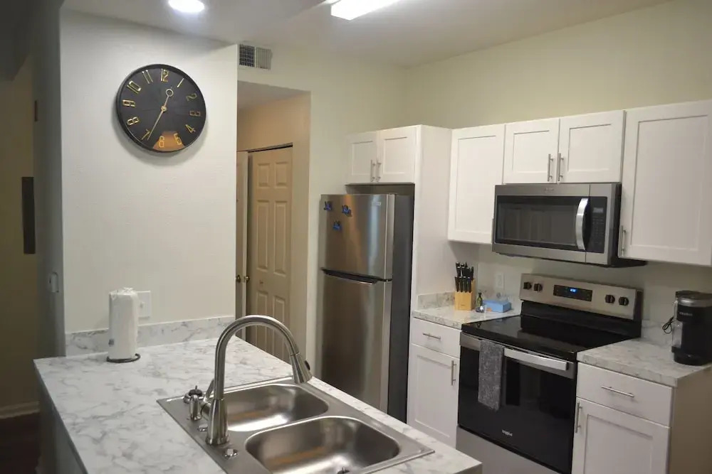 Stylish Condo Near Clearwater's Beach