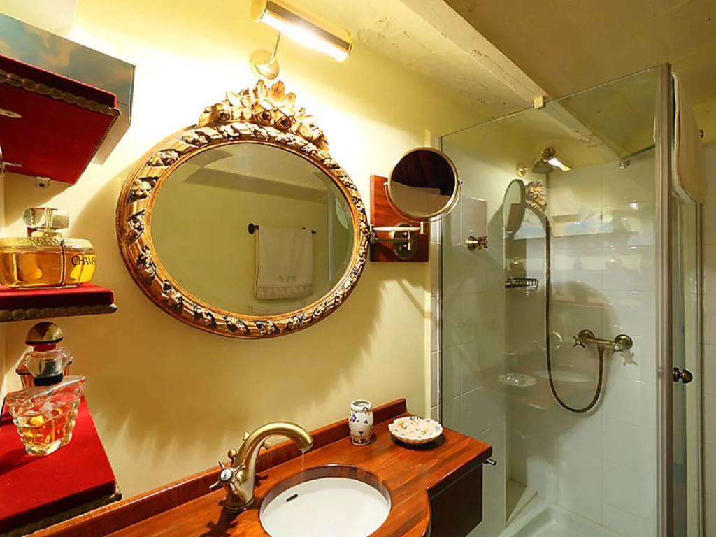 Apartment Plaza de Catalunya - Pso- de Gracia by Interhome