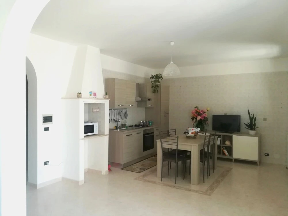 Bright apartment a few km from the sea