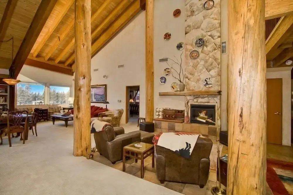 Downtown Penthouse 4 Bedroom Condo