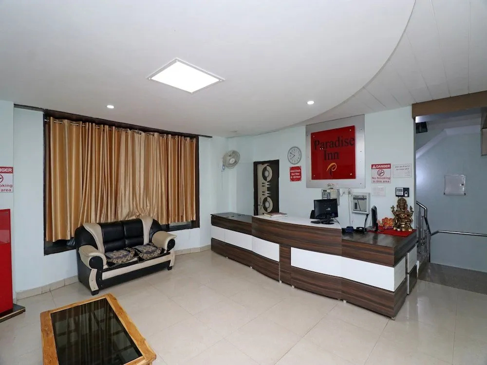 OYO Flagship 18847 Hotel Space Paradise Inn