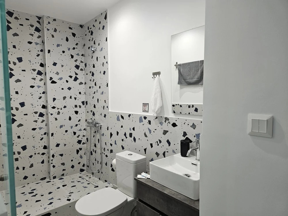 Nikis 20 Suites