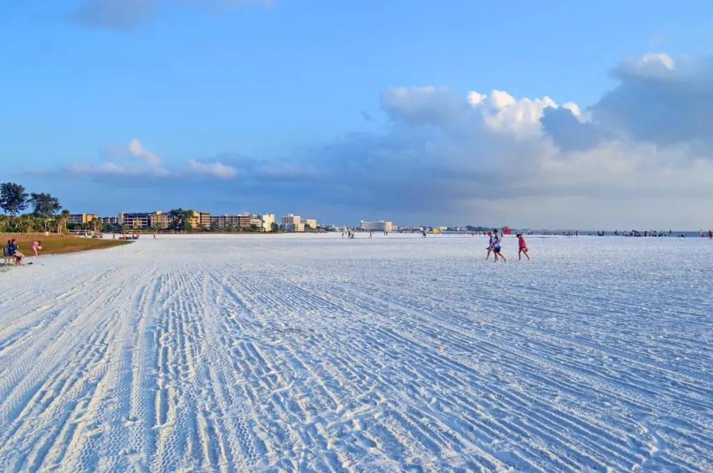 Crescent Beach 1015 #4