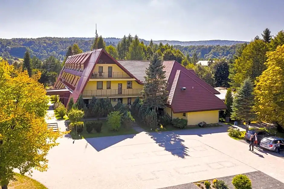 POŁONINY Resort